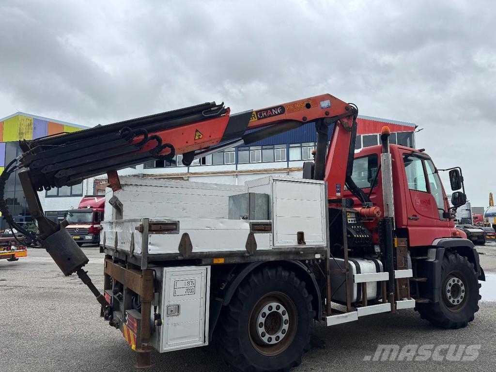 Unimog U400 4X4 + PALFINGER PK 16502 + REMOTE CONTROL 全路面起重機/吊車