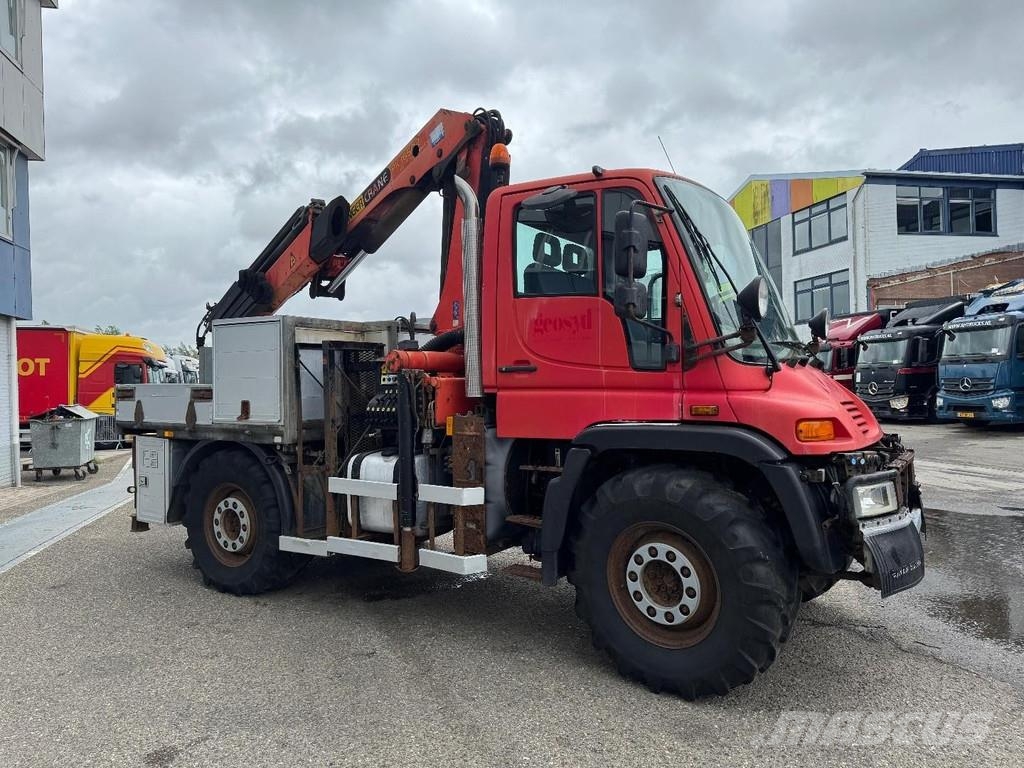 Unimog U400 4X4 + PALFINGER PK 16502 + REMOTE CONTROL 全路面起重機/吊車