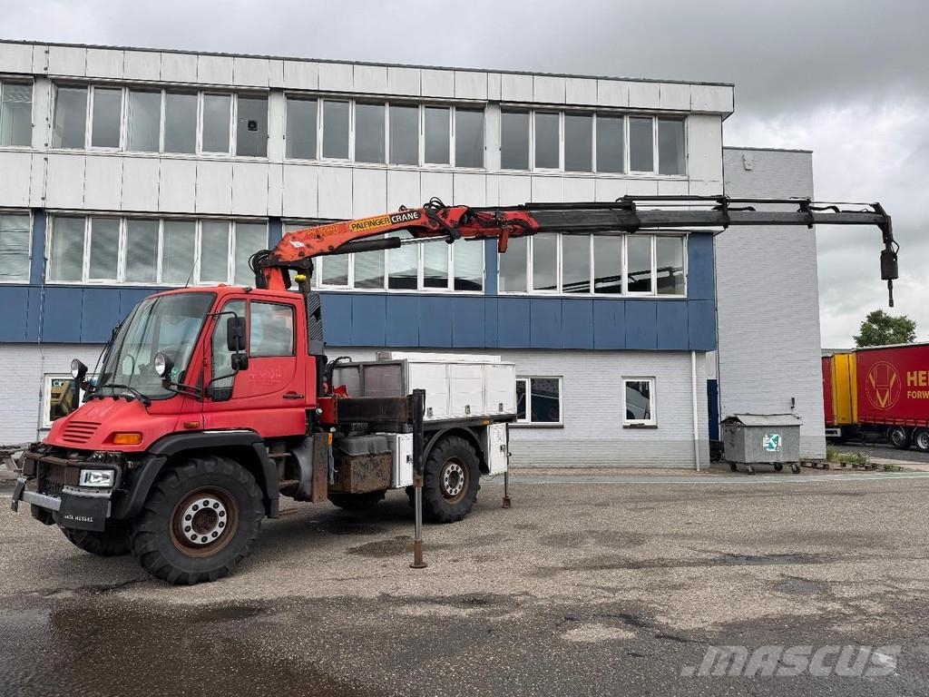 Unimog U400 4X4 + PALFINGER PK 16502 + REMOTE CONTROL 全路面起重機/吊車