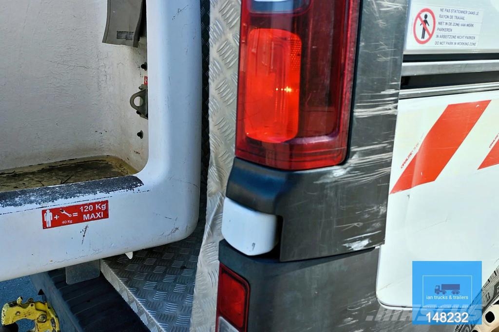 Renault Trafic DCI | Nacelle | 111FCC France Elevateur | E Remorque nacelle