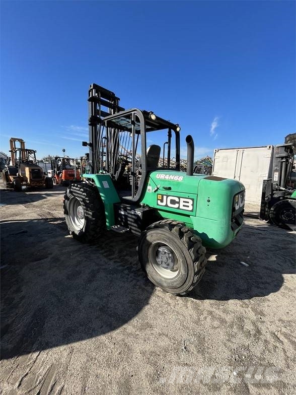 JCB 930 Terenski viličar