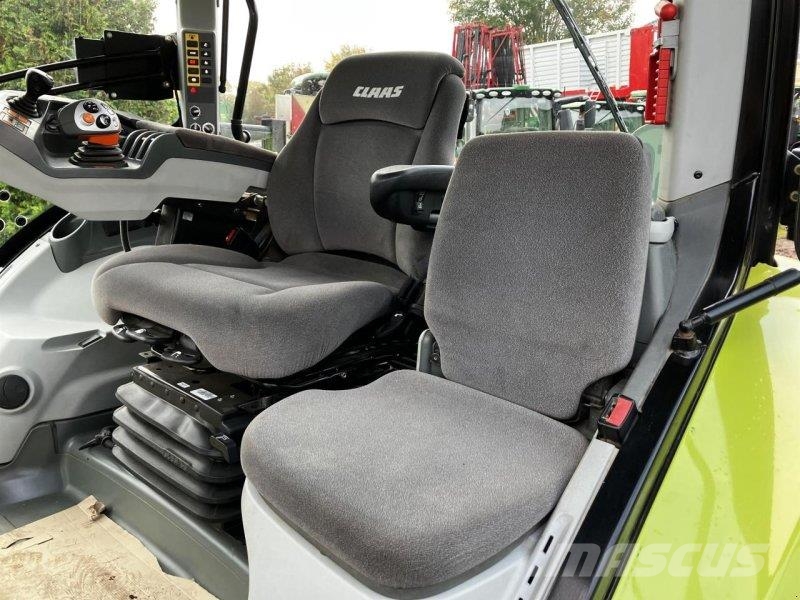 CLAAS Axion 950 트랙터