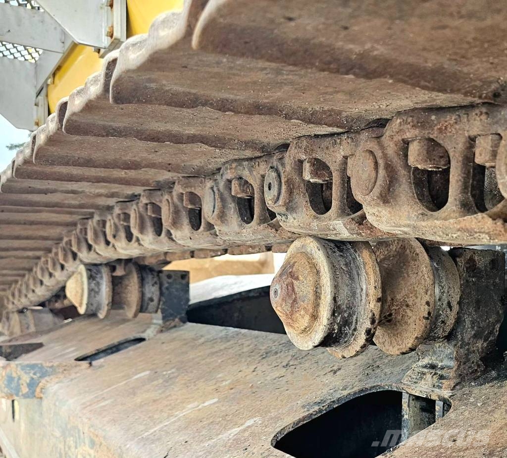 Komatsu PC240LC-11E0 Εκσκαφείς με ερπύστριες