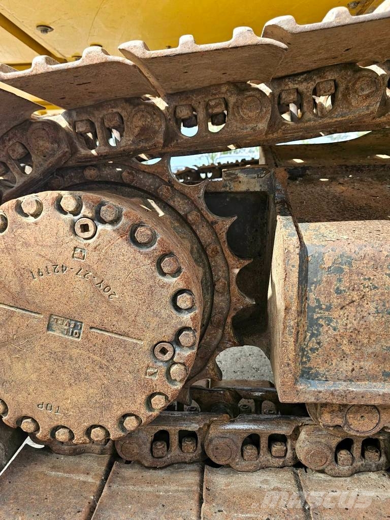 Komatsu PC240LC-11E0 Εκσκαφείς με ερπύστριες
