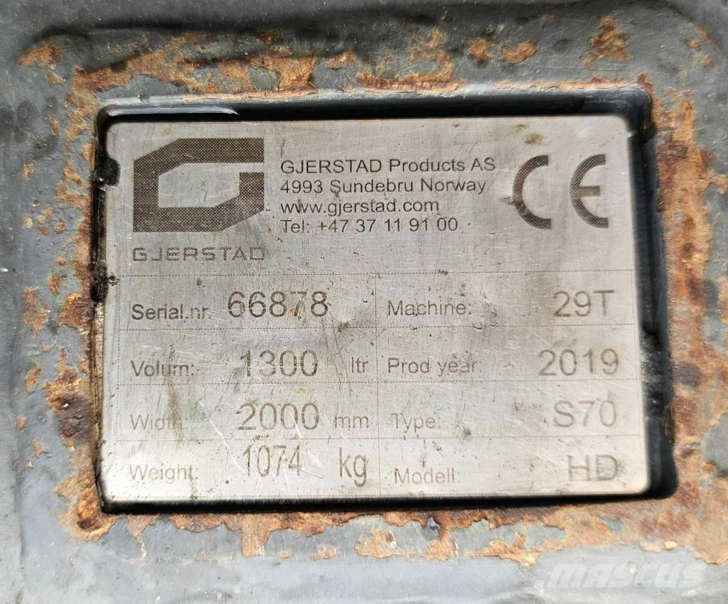 Komatsu PC240LC-11E0 Εκσκαφείς με ερπύστριες