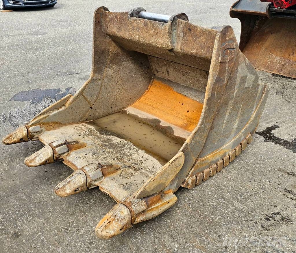 Komatsu PC240LC-11E0 Εκσκαφείς με ερπύστριες