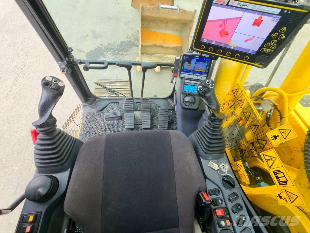 Komatsu PC240LC-11E0 Εκσκαφείς με ερπύστριες