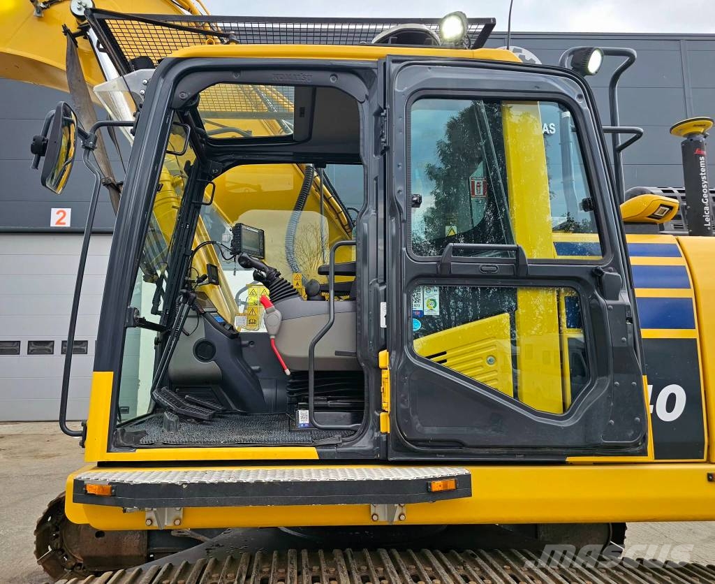 Komatsu PC240LC-11E0 Εκσκαφείς με ερπύστριες