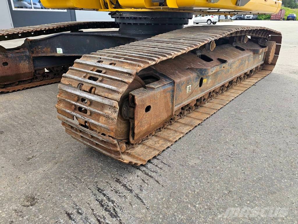 Komatsu PC240LC-11E0 Εκσκαφείς με ερπύστριες