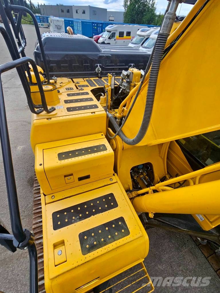 Komatsu PC240LC-11E0 Εκσκαφείς με ερπύστριες