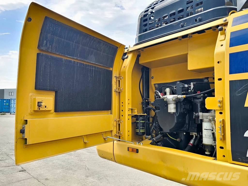 Komatsu PC240LC-11E0 Εκσκαφείς με ερπύστριες