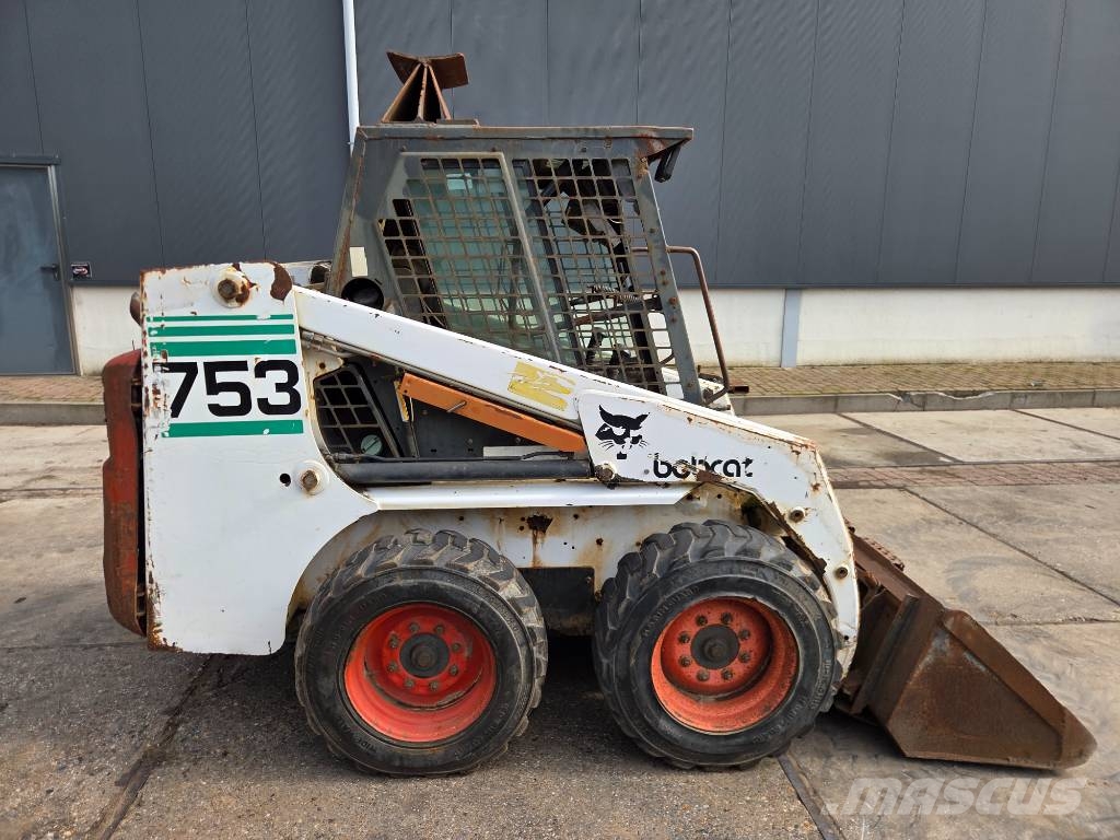 Bobcat 753 Skid steer loaders