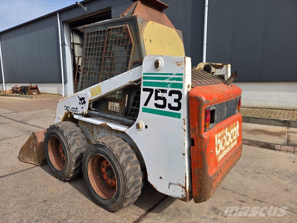 Bobcat 753 Skid steer loaders