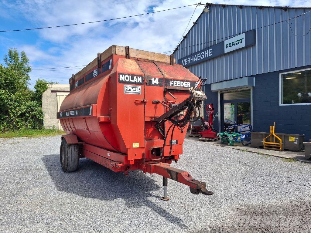 Hi-Spec 14 M3 Кормороздавачі