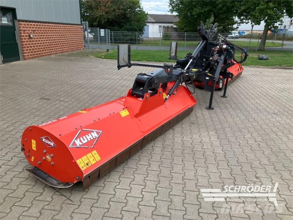 Kuhn BPR 280 + BP 8300 Kesantoleikkurit ja -murskaimet