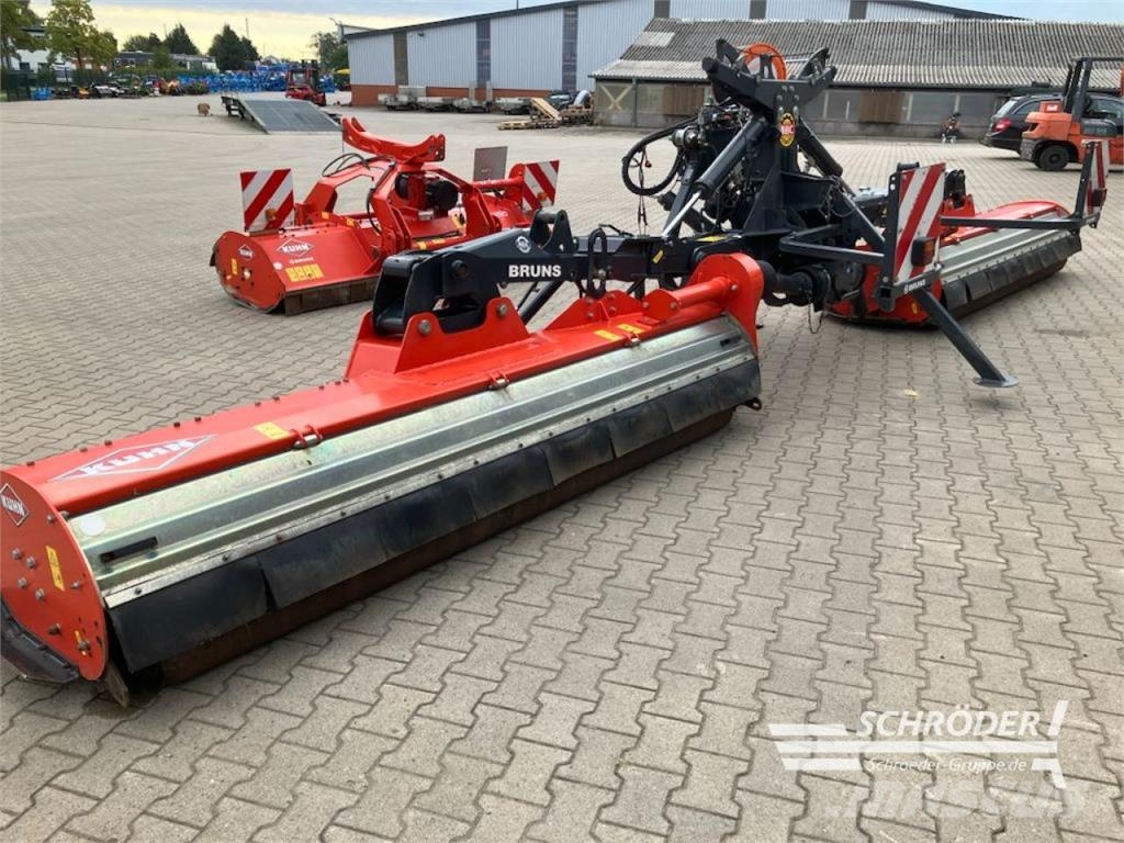 Kuhn BPR 280 + BP 8300 Kesantoleikkurit ja -murskaimet