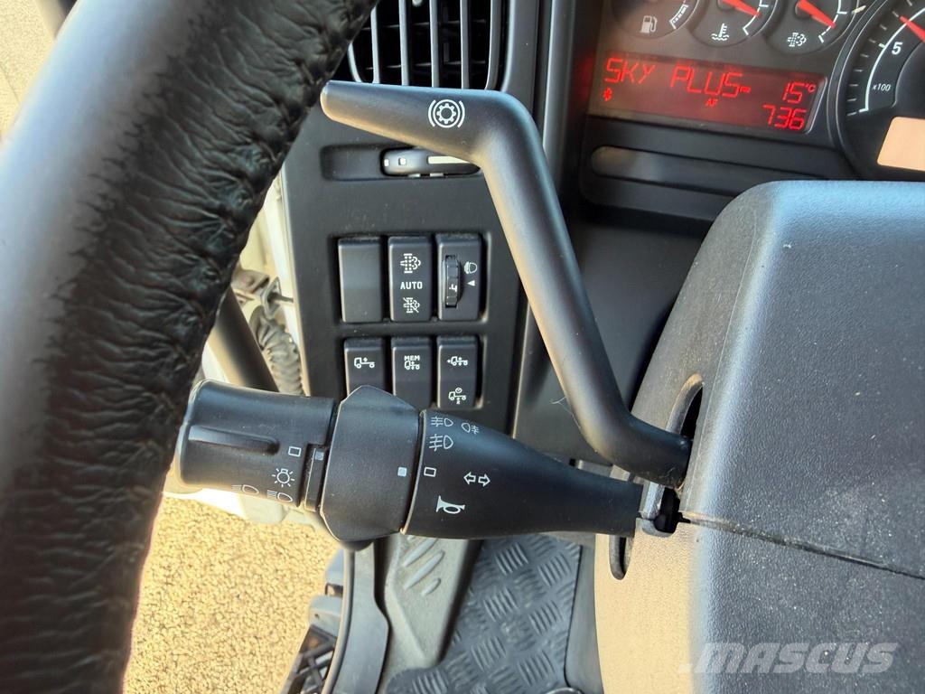 Renault D240 4X2 EURO6 + THERMO KING Camiones con temperatura controlada