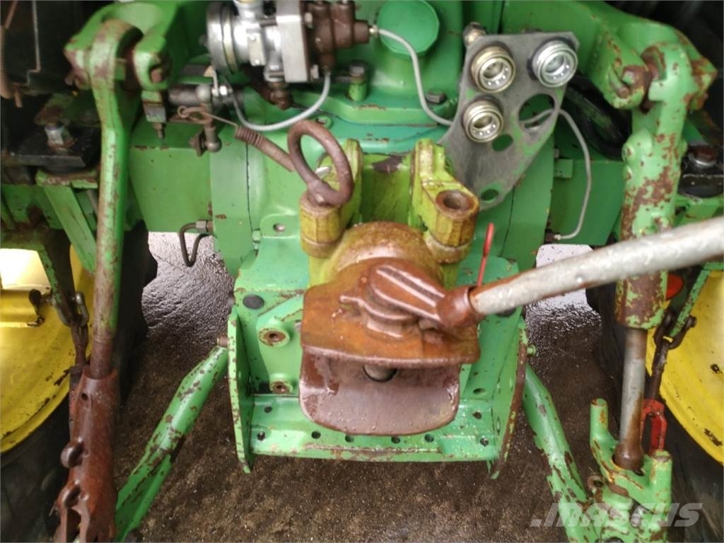 John Deere 1850 Трактора