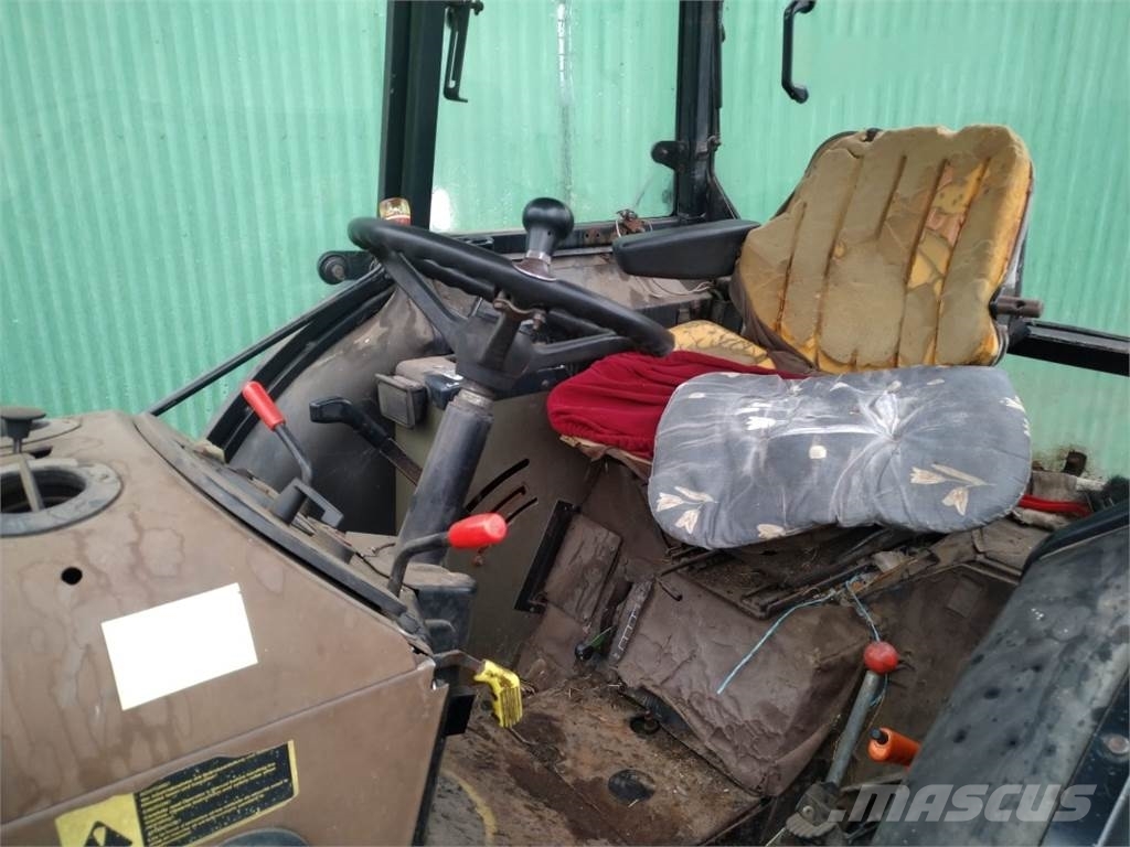 John Deere 1850 Трактора