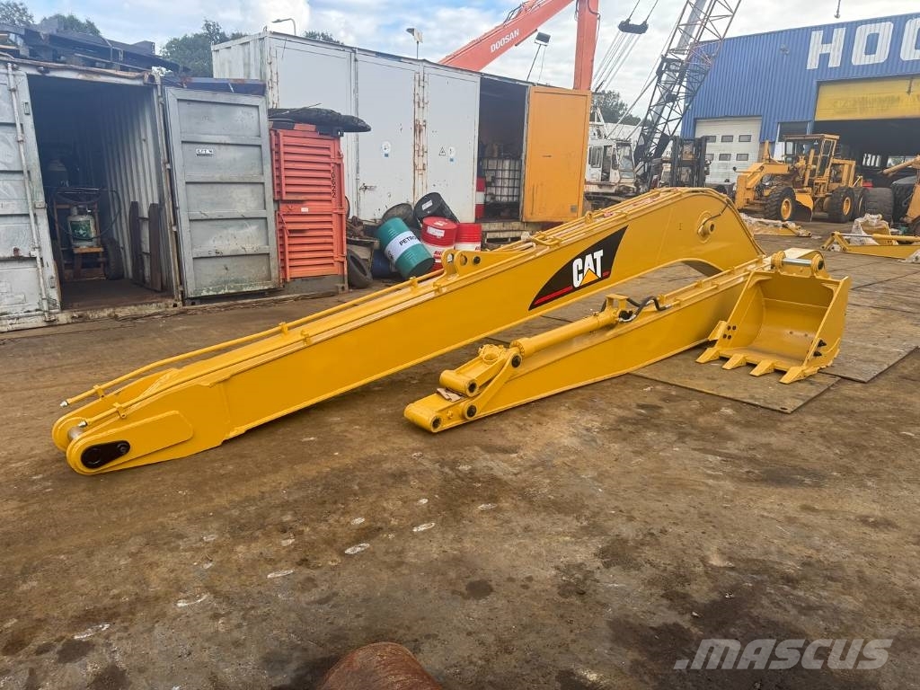 CAT 320 EL LONG REACH BOOM 15M Excavadoras de largo alcance