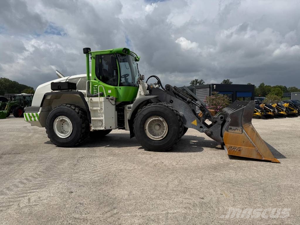 Liebherr L 556 2plus2 Wielladers