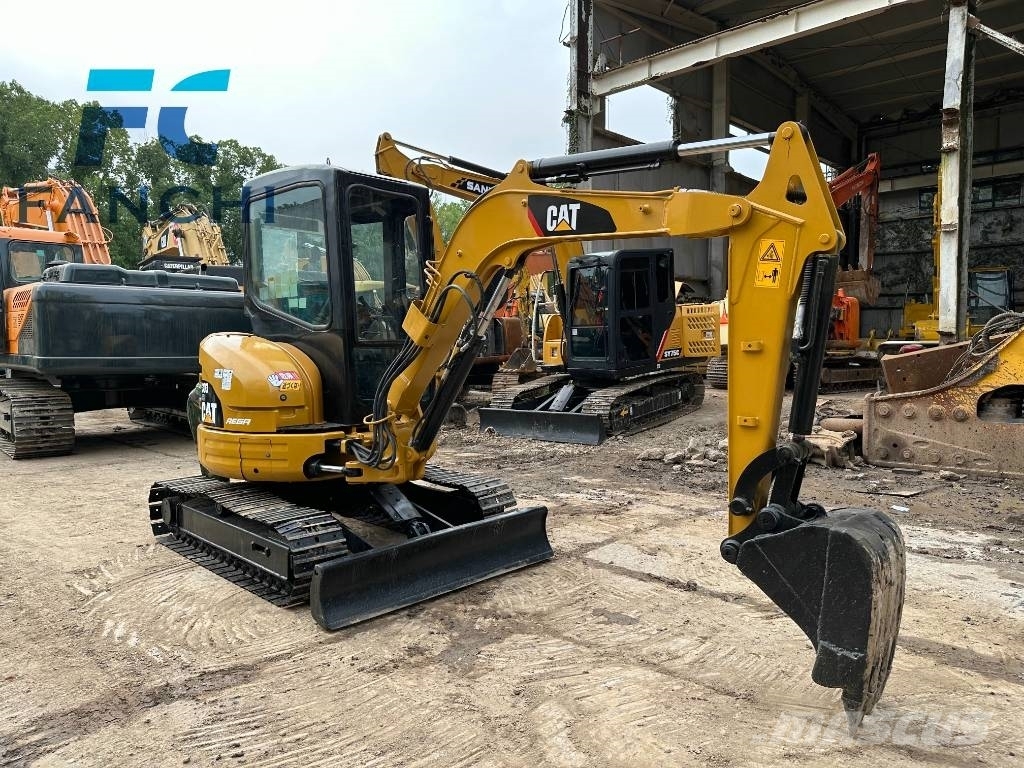 CAT 303CR ミニチュア重機 CAT 303CR ミニチュア重機 303 CR（ミニ油圧ショベル）の詳細