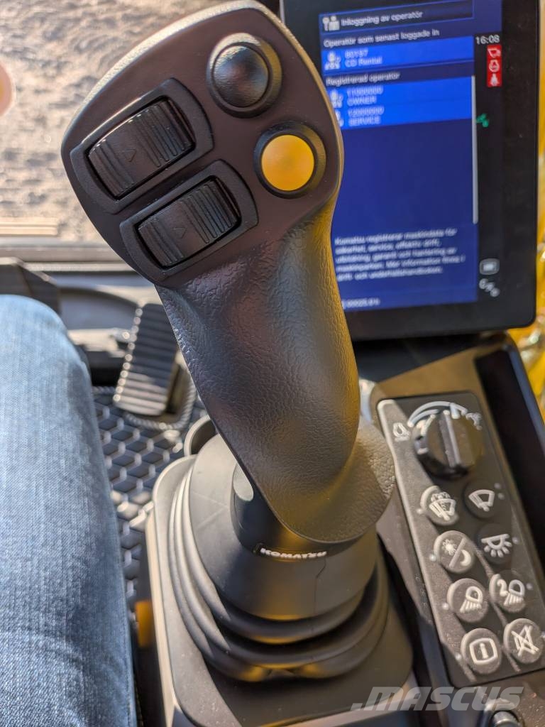 Komatsu PC 220 LCI-12 Intelligent machine control Roomikekskavaatorid