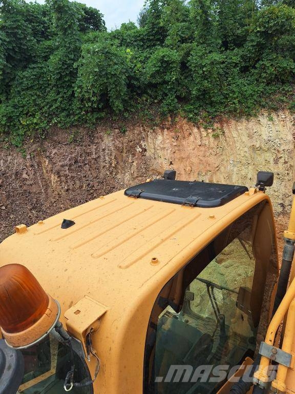 Hyundai Robex 300 LC 대형 굴삭기 29톤 이상