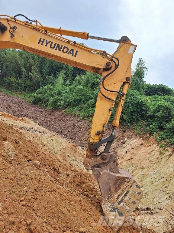 Hyundai Robex 300 LC 대형 굴삭기 29톤 이상