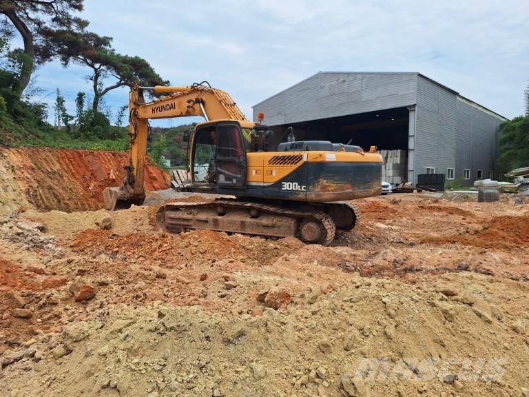 Hyundai Robex 300 LC 대형 굴삭기 29톤 이상