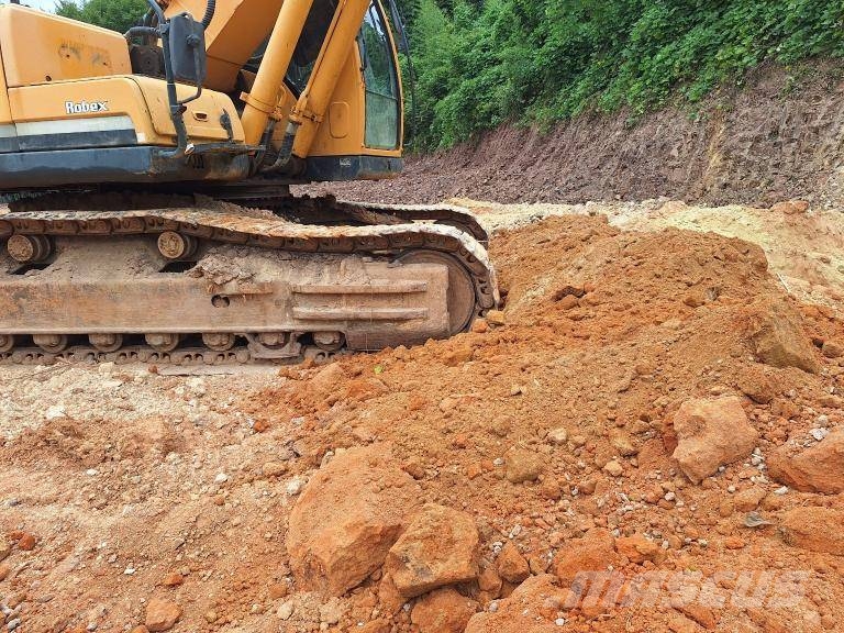 Hyundai Robex 300 LC 대형 굴삭기 29톤 이상
