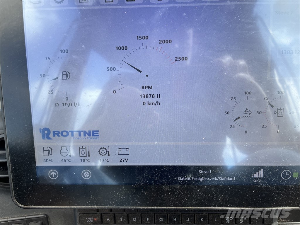 Rottne H11D حصادات