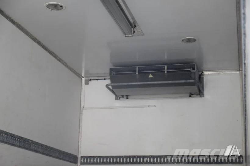Renault Midlum 220Dxi –r-029 Camion frigorifique
