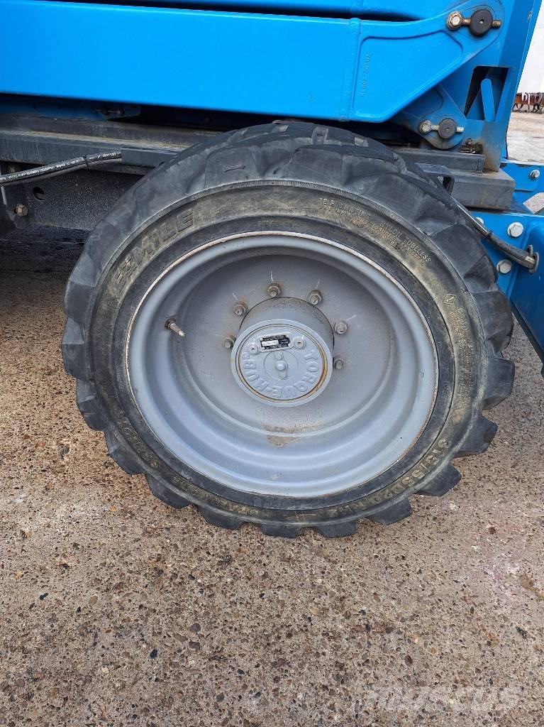 Genie GS 4390 RT Ollós emelők