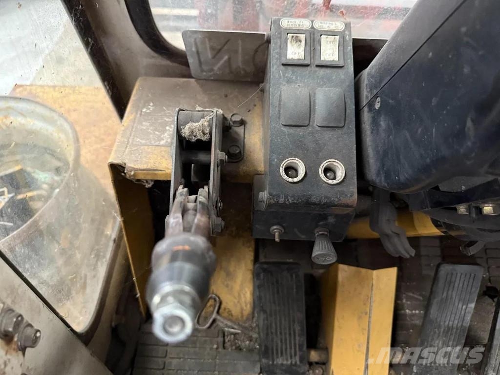 CAT DP100 - ONLY 7.579 HOURS! + NL REGISTRATION! Stivuitor diesel
