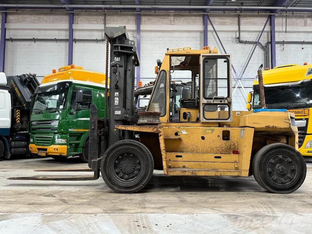 CAT DP100 - ONLY 7.579 HOURS! + NL REGISTRATION! Stivuitor diesel