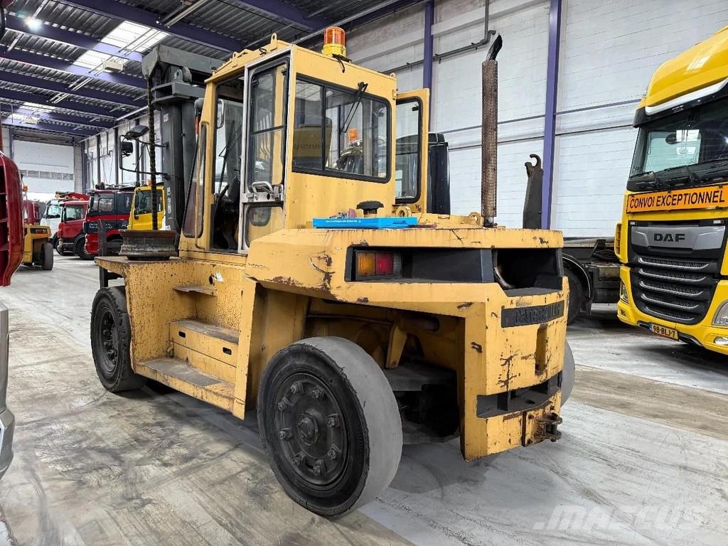 CAT DP100 - ONLY 7.579 HOURS! + NL REGISTRATION! Stivuitor diesel