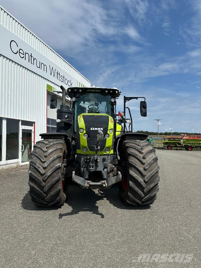 CLAAS Axion 960 TT クローラクレーン