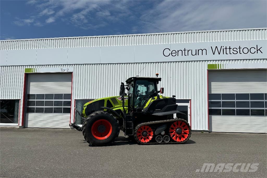 CLAAS Axion 960 TT クローラクレーン