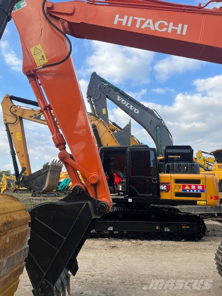 Hitachi ZX 160 中型挖掘机
