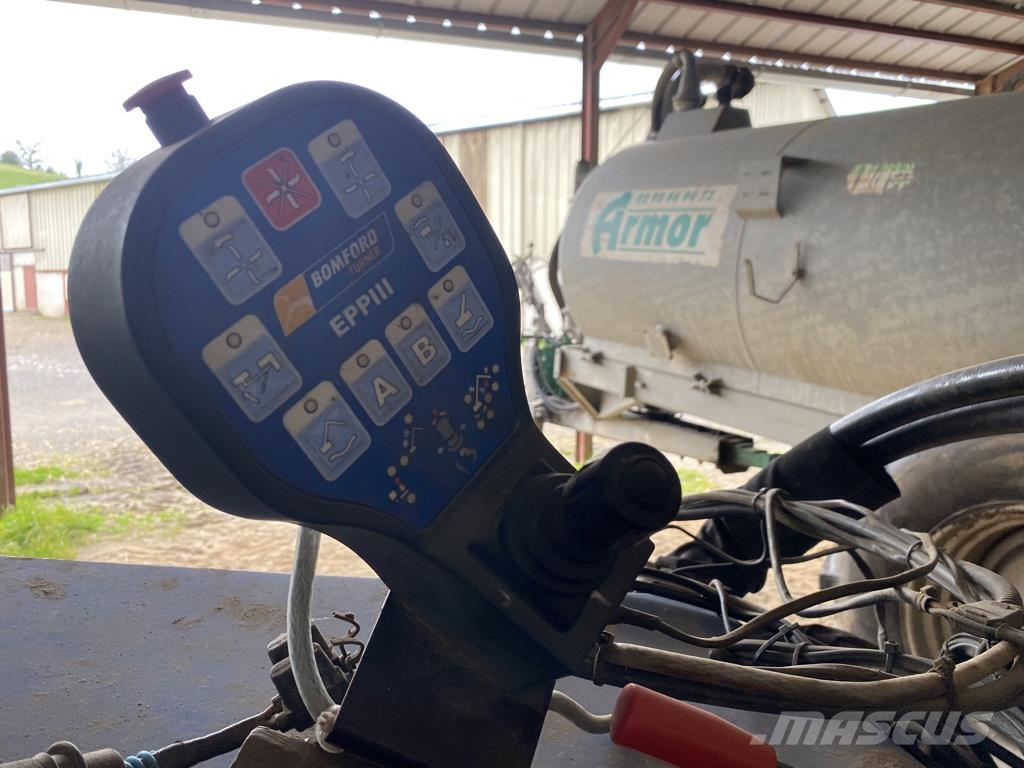 Bomford BQ500 Kosilice sa postoljem za vuču