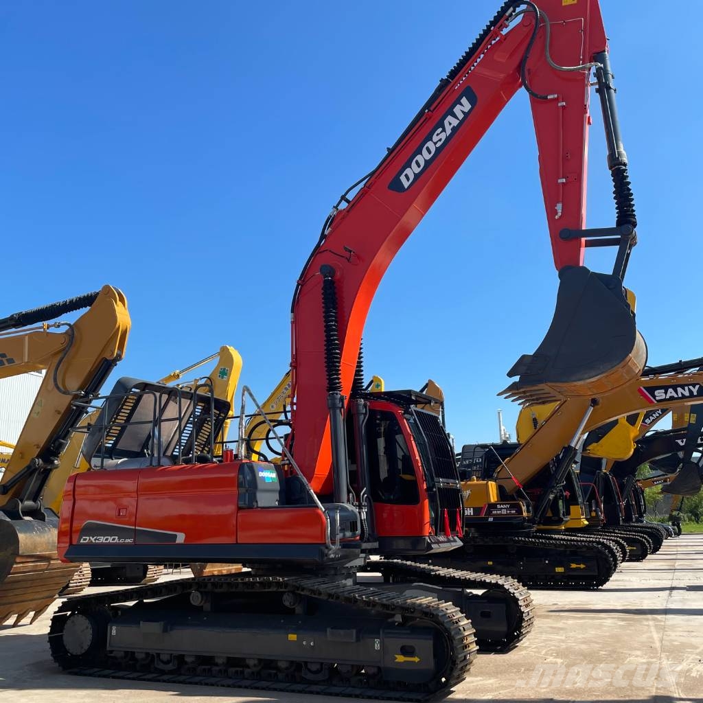 Doosan DX300 Escavadeiras de esteiras