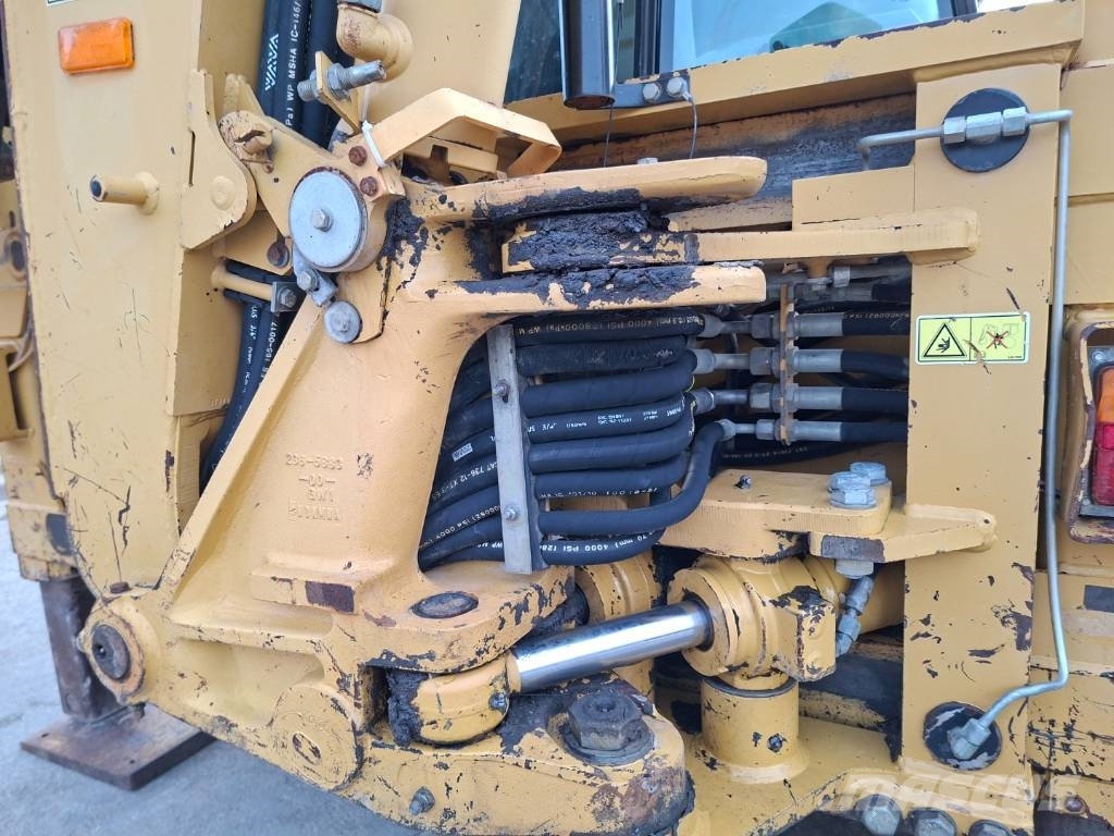 CAT 432 D Grävlastare