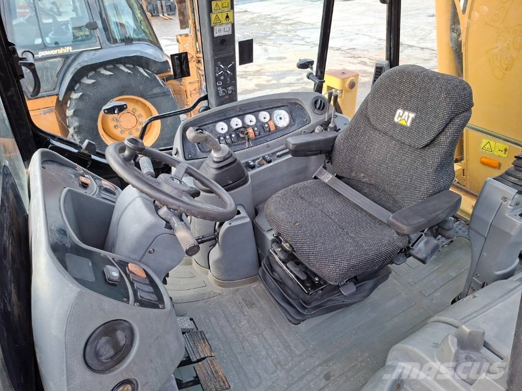 CAT 432 D Grävlastare