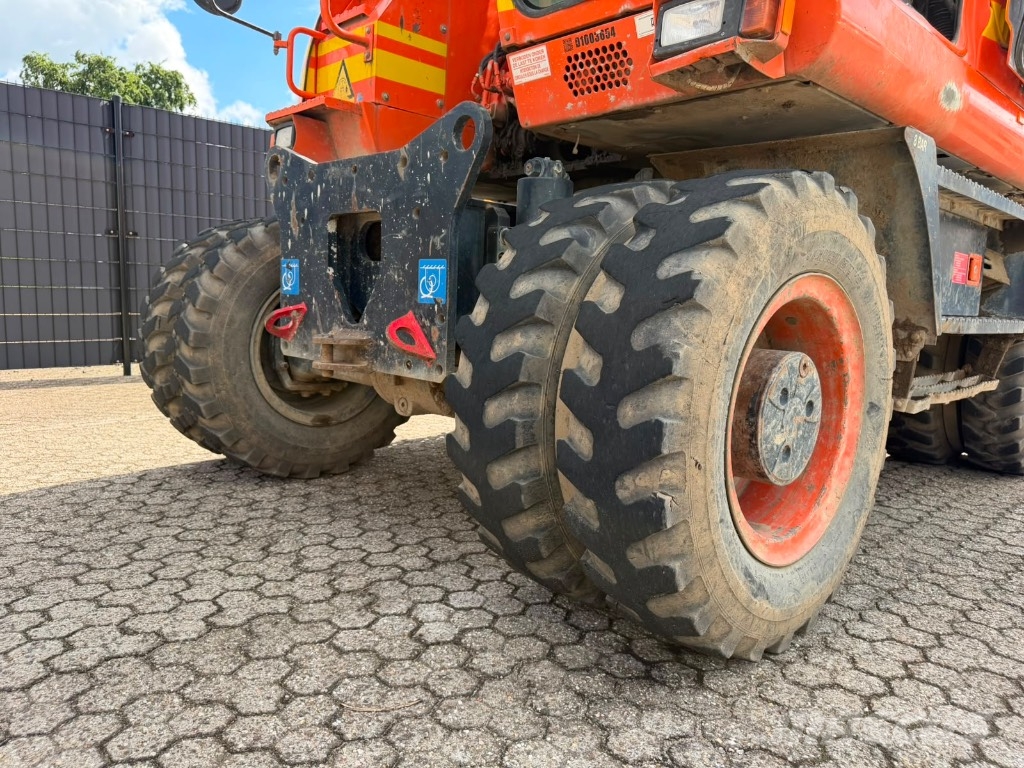 Hitachi ZX 140 W-3 Εκσκαφείς με τροχούς - λάστιχα