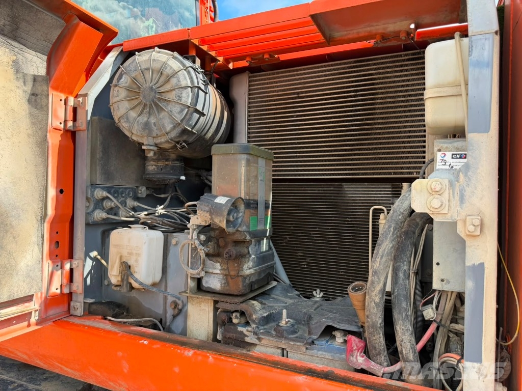 Hitachi ZX 140 W-3 Εκσκαφείς με τροχούς - λάστιχα