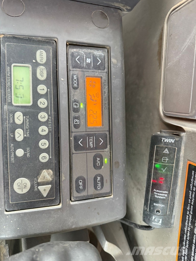 Hitachi ZX 140 W-3 Εκσκαφείς με τροχούς - λάστιχα
