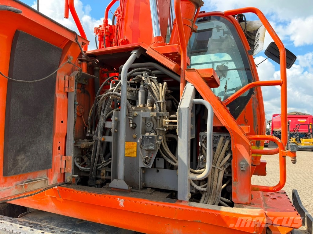 Hitachi ZX 140 W-3 Εκσκαφείς με τροχούς - λάστιχα