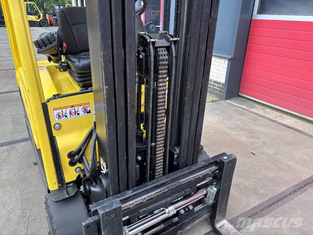 Hyster J2.0 XN LWB 2000 kg triplo/sideshift/ spreader Elektrische heftrucks
