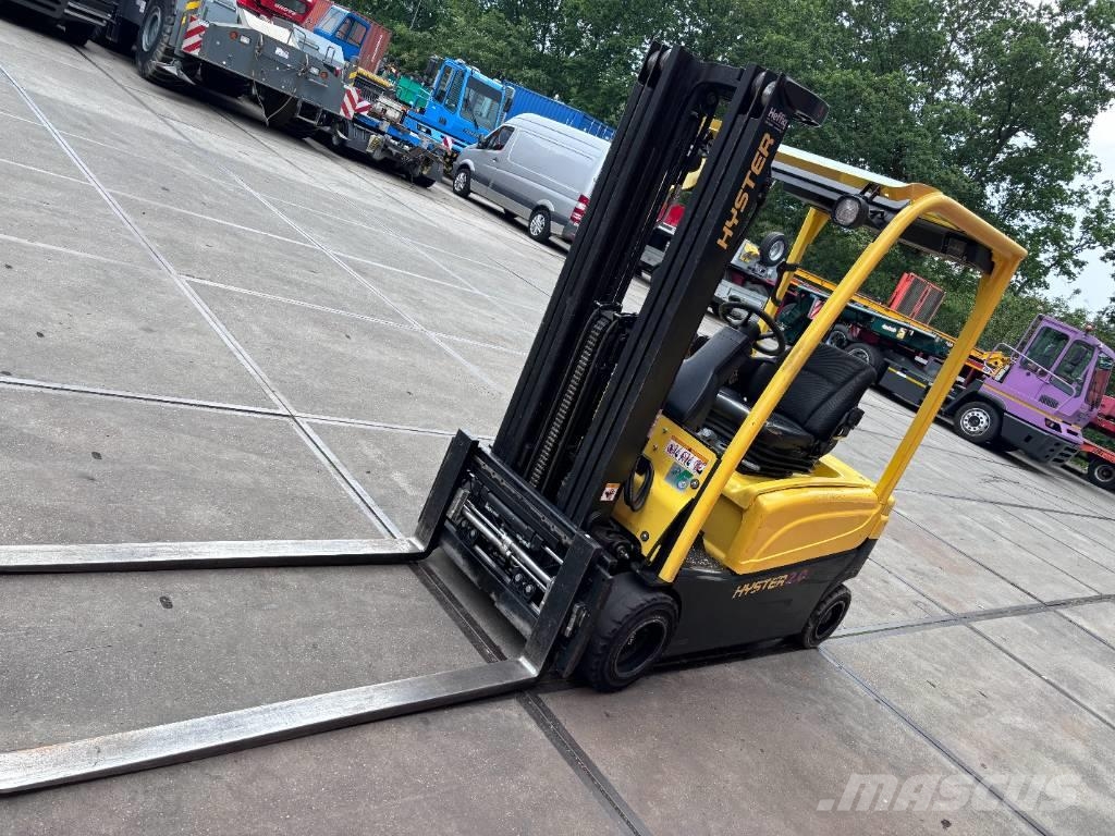Hyster J2.0 XN LWB 2000 kg triplo/sideshift/ spreader Elektrische heftrucks